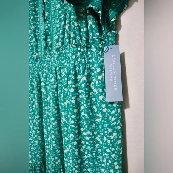 Jade Ivory Peasant Dress - Picture 4 of 8